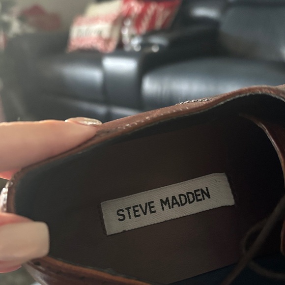 Steve Madden Dark Brown Leather Oxfords - Picture 5 of 10